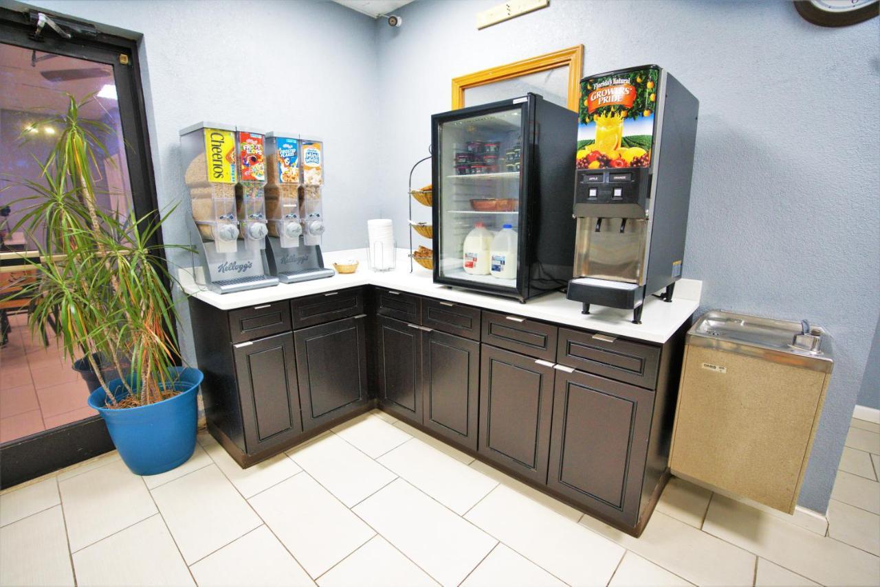 Columbus Inn And Suites Luaran gambar